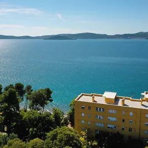 Caisa Classic Beachfront Zadar